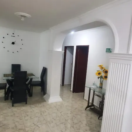 Vacacional Colombia Cerca Aeropuerto Y Playa 2 Apartamento